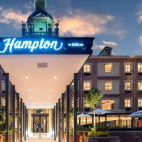 Hampton by Hilton Sandton Grayston