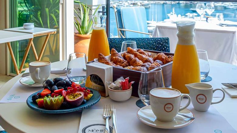 <b>Hotel Port Palace Restaurant</b>. Images powered by <a href="https://iceportal.shijigroup.com/" title="IcePortal" target="_blank">IcePortal</a>.