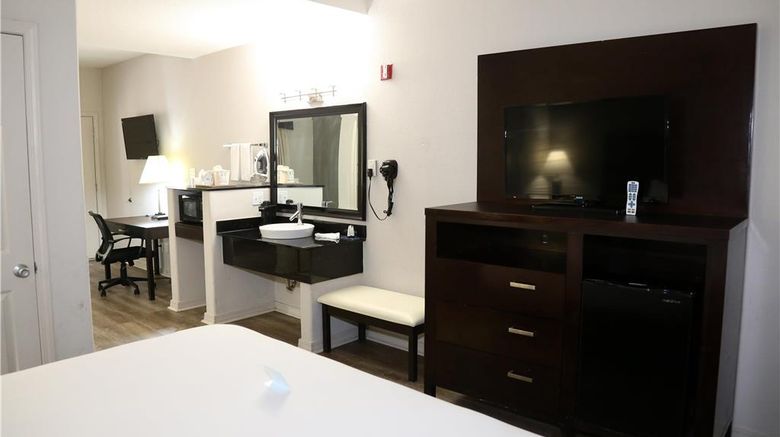 <b>Americas Best Value Inn Monroe Room</b>. Images powered by <a href="https://iceportal.shijigroup.com/" title="IcePortal" target="_blank">IcePortal</a>.