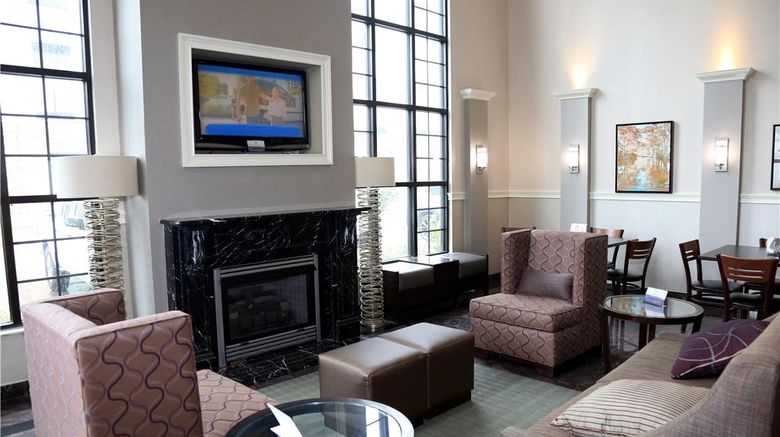 <b>Americas Best Value Inn Monroe Lobby</b>. Images powered by <a href="https://iceportal.shijigroup.com/" title="IcePortal" target="_blank">IcePortal</a>.
