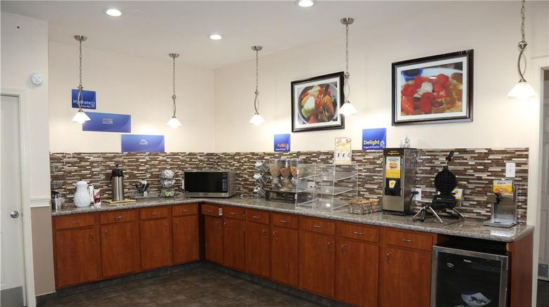 <b>Americas Best Value Inn Monroe Restaurant</b>. Images powered by <a href="https://iceportal.shijigroup.com/" title="IcePortal" target="_blank">IcePortal</a>.