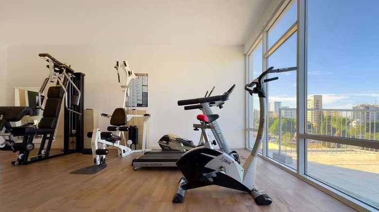 <b>Classic Hotel Health</b>. Images powered by <a href="https://iceportal.shijigroup.com/" title="IcePortal" target="_blank">IcePortal</a>.