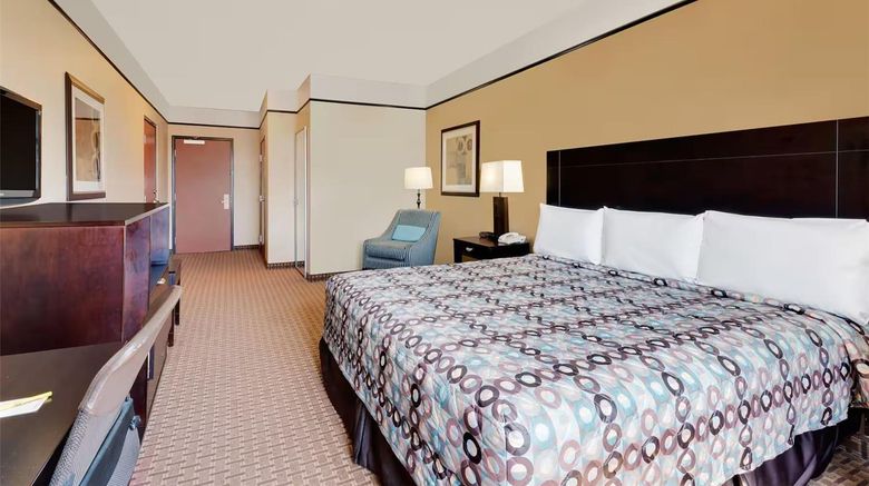 <b>Sonesta Essential Hotels Odessa Room</b>. Images powered by <a href="https://iceportal.shijigroup.com/" title="IcePortal" target="_blank">IcePortal</a>.