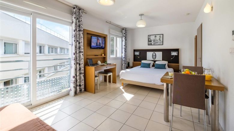 <b>Comfort Aparthotel Antibes Le Maestria Room</b>. Images powered by <a href="https://iceportal.shijigroup.com/" title="IcePortal" target="_blank">IcePortal</a>.