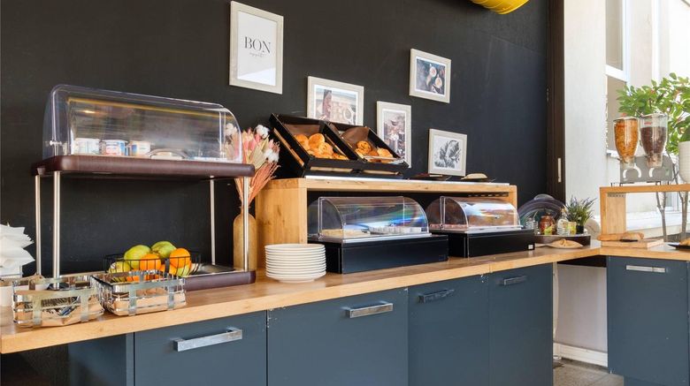 <b>Comfort Aparthotel Antibes Le Maestria Restaurant</b>. Images powered by <a href="https://iceportal.shijigroup.com/" title="IcePortal" target="_blank">IcePortal</a>.