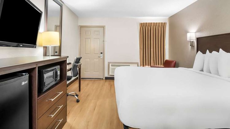 Rodeway Inn Waco Downtown near University Room