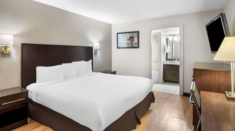 Rodeway Inn Waco Downtown near University Room