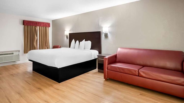 Rodeway Inn Waco Downtown near University Suite