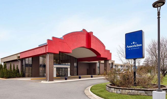 AmericInn Grand Rapids Airport North Exterior