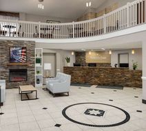 AmericInn Grand Rapids Airport North Lobby