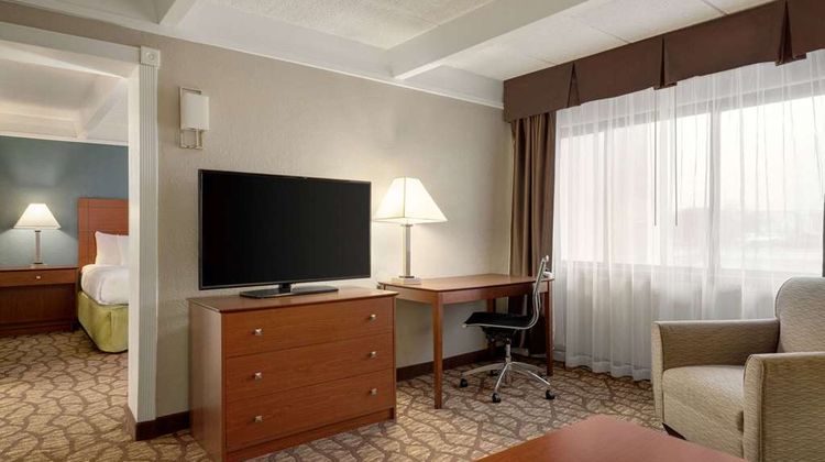 AmericInn Grand Rapids Airport North Suite