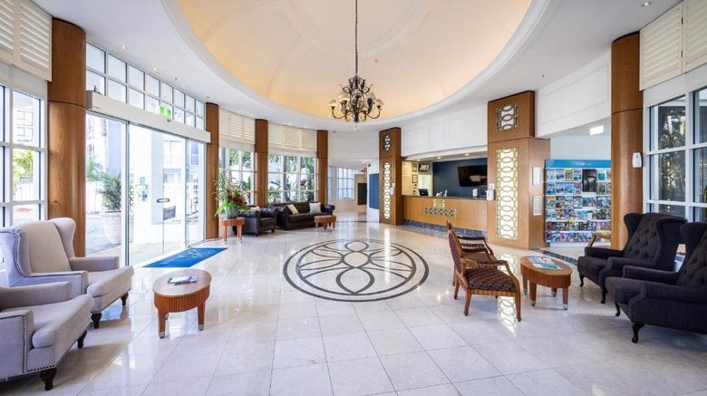 <b>Bel Air on Broadbeach Lobby</b>. Images powered by <a href="https://iceportal.shijigroup.com/" title="IcePortal" target="_blank">IcePortal</a>.