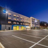 Tru by Hilton West Bristol TN