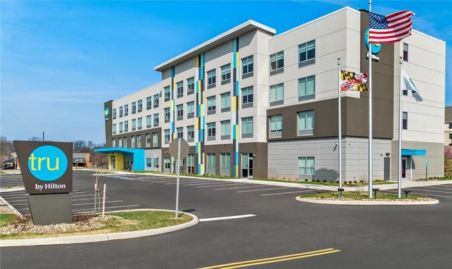 Tru by Hilton Hagerstown Exterior