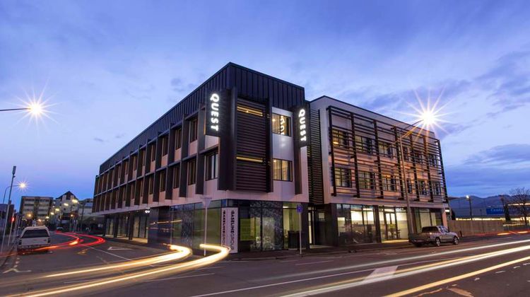 Quest On Manchester Exterior