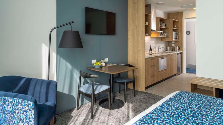 <b>Quest on Cambridge Suite</b>. Images powered by <a href="https://iceportal.shijigroup.com/" title="IcePortal" target="_blank">IcePortal</a>.