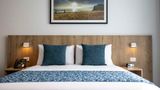 Quest on Cambridge Room