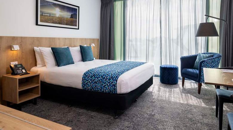 <b>Quest on Cambridge Room</b>. Images powered by <a href="https://iceportal.shijigroup.com/" title="IcePortal" target="_blank">IcePortal</a>.