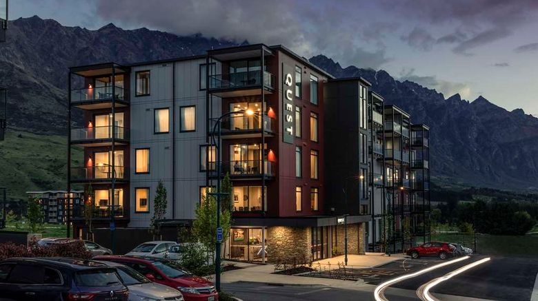 <b>Quest Queenstown Exterior</b>. Images powered by <a href="https://iceportal.shijigroup.com/" title="IcePortal" target="_blank">IcePortal</a>.