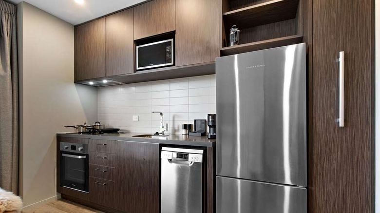 <b>Quest Queenstown Suite</b>. Images powered by <a href="https://iceportal.shijigroup.com/" title="IcePortal" target="_blank">IcePortal</a>.