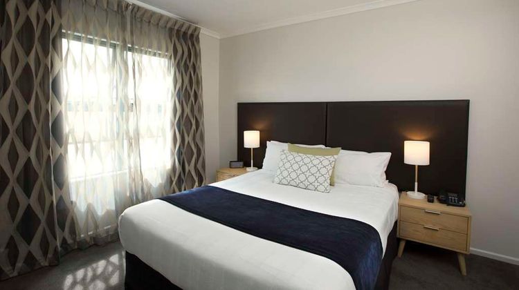 Quest Auckland Hotel Room