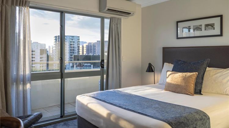 Quest Auckland Hotel Room