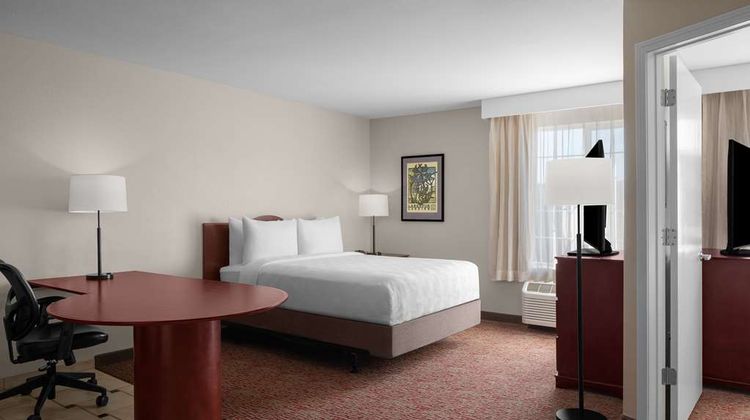 Larkspur Landing South San Francisco Suite
