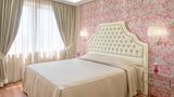 <b>Hotel Santa Chiara Room</b>. Images powered by <a href="https://iceportal.shijigroup.com/" title="IcePortal" target="_blank">IcePortal</a>.