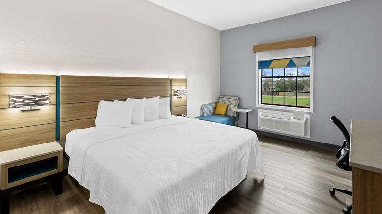 <b>Sonesta Essential Beaumont Room</b>. Images powered by <a href="https://iceportal.shijigroup.com/" title="IcePortal" target="_blank">IcePortal</a>.