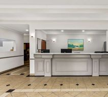 Sonesta Essential Beaumont Lobby