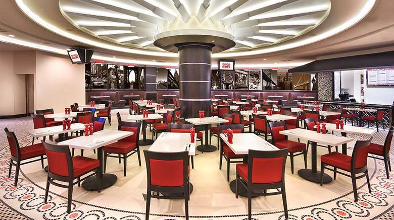 <b>Atlantis Casino Resort Spa Restaurant</b>. Images powered by <a href="https://iceportal.shijigroup.com/" title="IcePortal" target="_blank">IcePortal</a>.