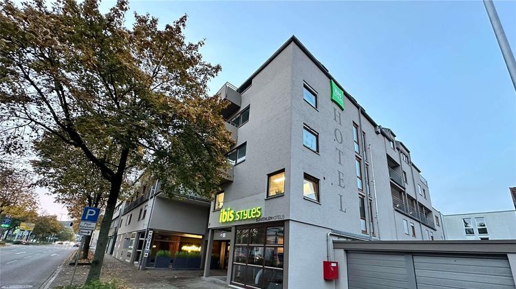 Ibis Styles Aalen Exterior