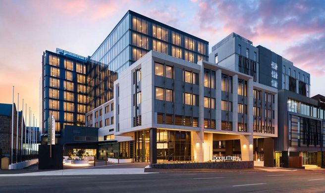 DoubleTree by Hilton Hobart Exterior