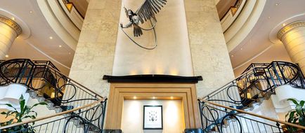 NH Johannesburg Sandton Lobby