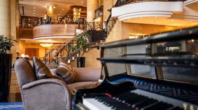 NH Johannesburg Sandton Lobby