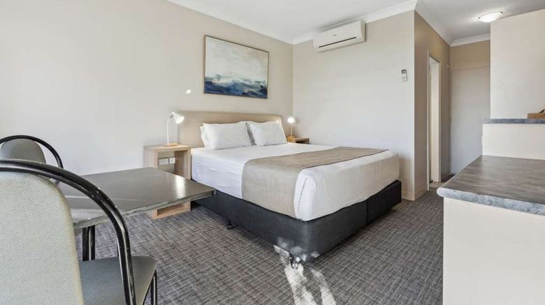 <b>Econo Lodge Dockside Glenelg Room</b>. Images powered by <a href="https://iceportal.shijigroup.com/" title="IcePortal" target="_blank">IcePortal</a>.