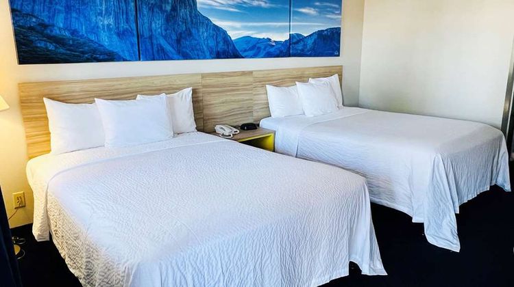 Days Inn by Wyndham Ridgecrest Room