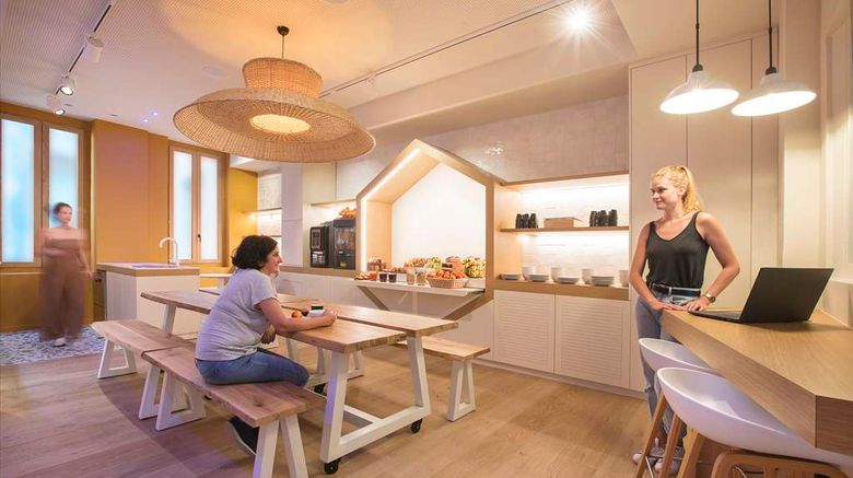 <b>Hotel Alize Marseille Vieux Port Restaurant</b>. Images powered by <a href="https://iceportal.shijigroup.com/" title="IcePortal" target="_blank">IcePortal</a>.