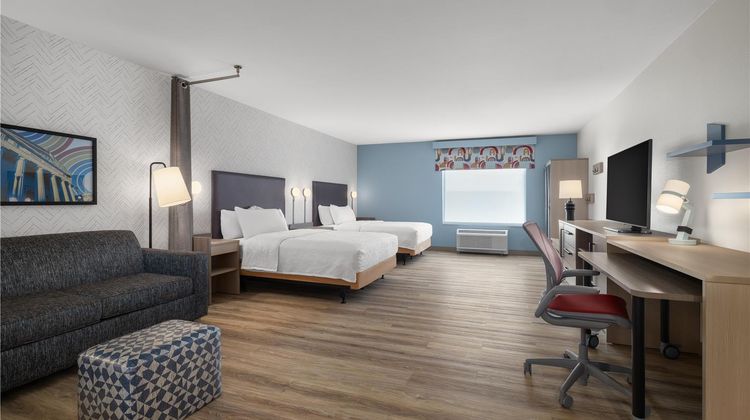 Home2 Suites by Hilton Muncie Room