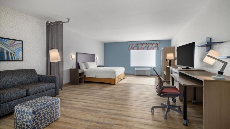 Home2 Suites by Hilton Muncie Room