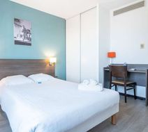 Comfort Aparthotel Nimes Centre Room