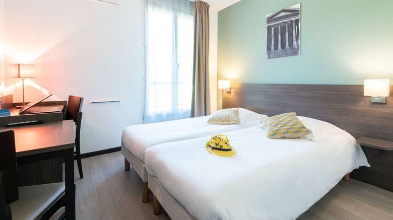<b>Comfort Aparthotel Nimes Centre Room</b>. Images powered by <a href="https://iceportal.shijigroup.com/" title="IcePortal" target="_blank">IcePortal</a>.