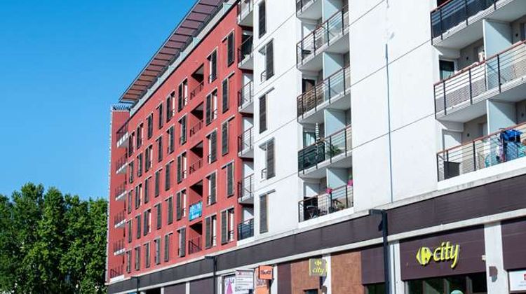 Comfort Aparthotel Nimes Centre Exterior