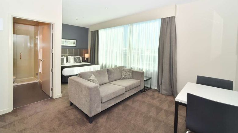 <b>Quest Highbrook Suite</b>. Images powered by <a href="https://iceportal.shijigroup.com/" title="IcePortal" target="_blank">IcePortal</a>.