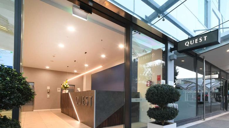 <b>Quest Highbrook Lobby</b>. Images powered by <a href="https://iceportal.shijigroup.com/" title="IcePortal" target="_blank">IcePortal</a>.