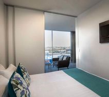Quest Henderson Room