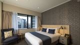 <b>Quest 256 Lambton Suite</b>. Images powered by <a href="https://iceportal.shijigroup.com/" title="IcePortal" target="_blank">IcePortal</a>.