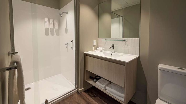 <b>Quest 256 Lambton Room</b>. Images powered by <a href="https://iceportal.shijigroup.com/" title="IcePortal" target="_blank">IcePortal</a>.