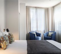 Quest on Thorndon Room
