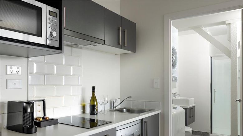 <b>Quest on Thorndon Suite</b>. Images powered by <a href="https://iceportal.shijigroup.com/" title="IcePortal" target="_blank">IcePortal</a>.